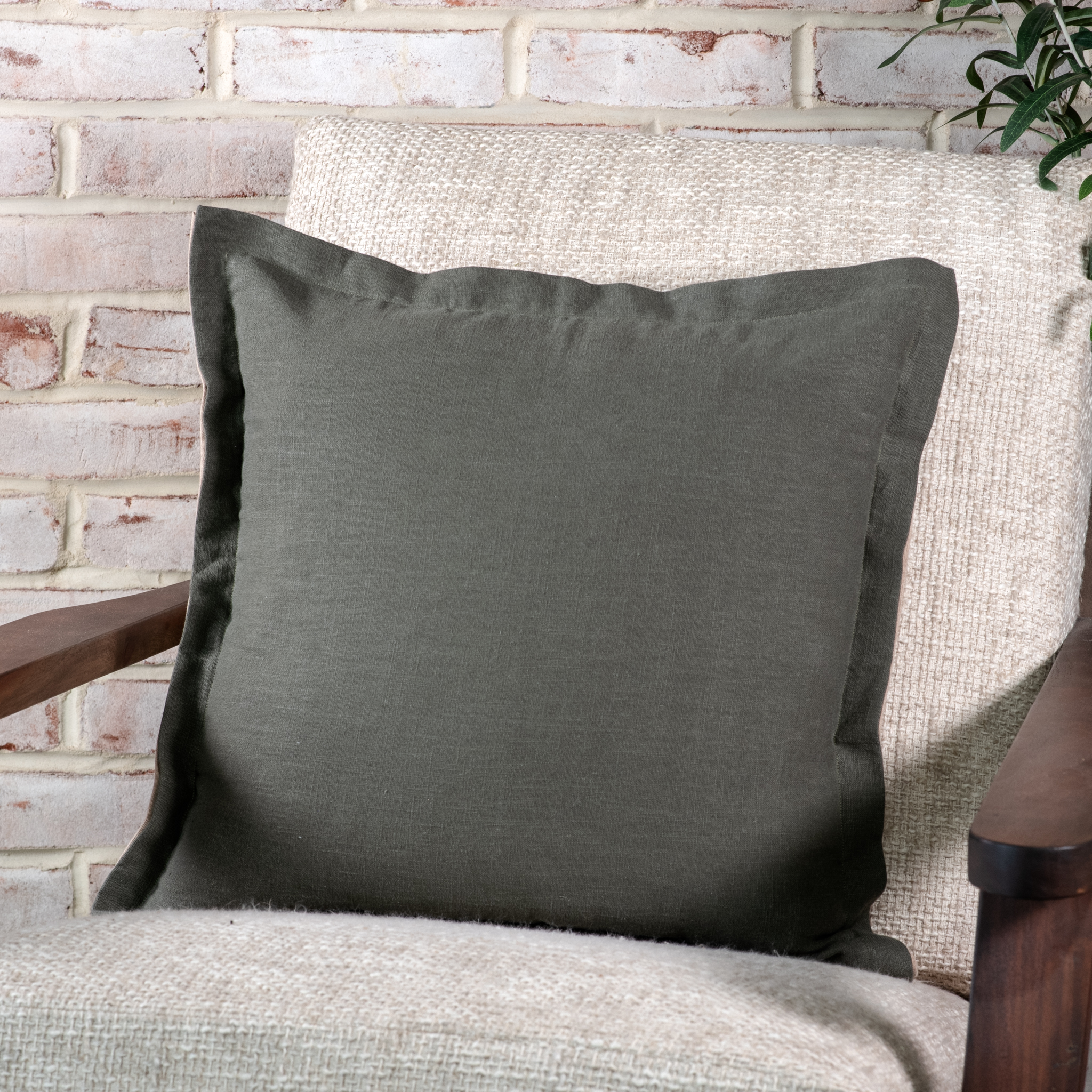 18" LINEN PILLOW