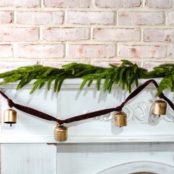 MAROON VELVET BELL GARLAND WITH 8 BELLS